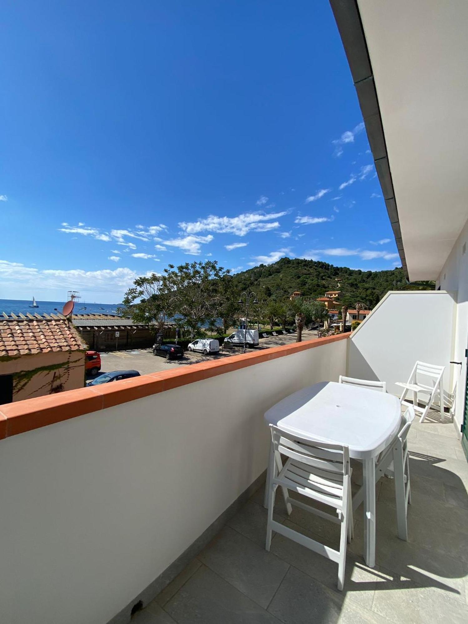 Residence Hotel Villa Mare Портоферрайо Екстер'єр фото