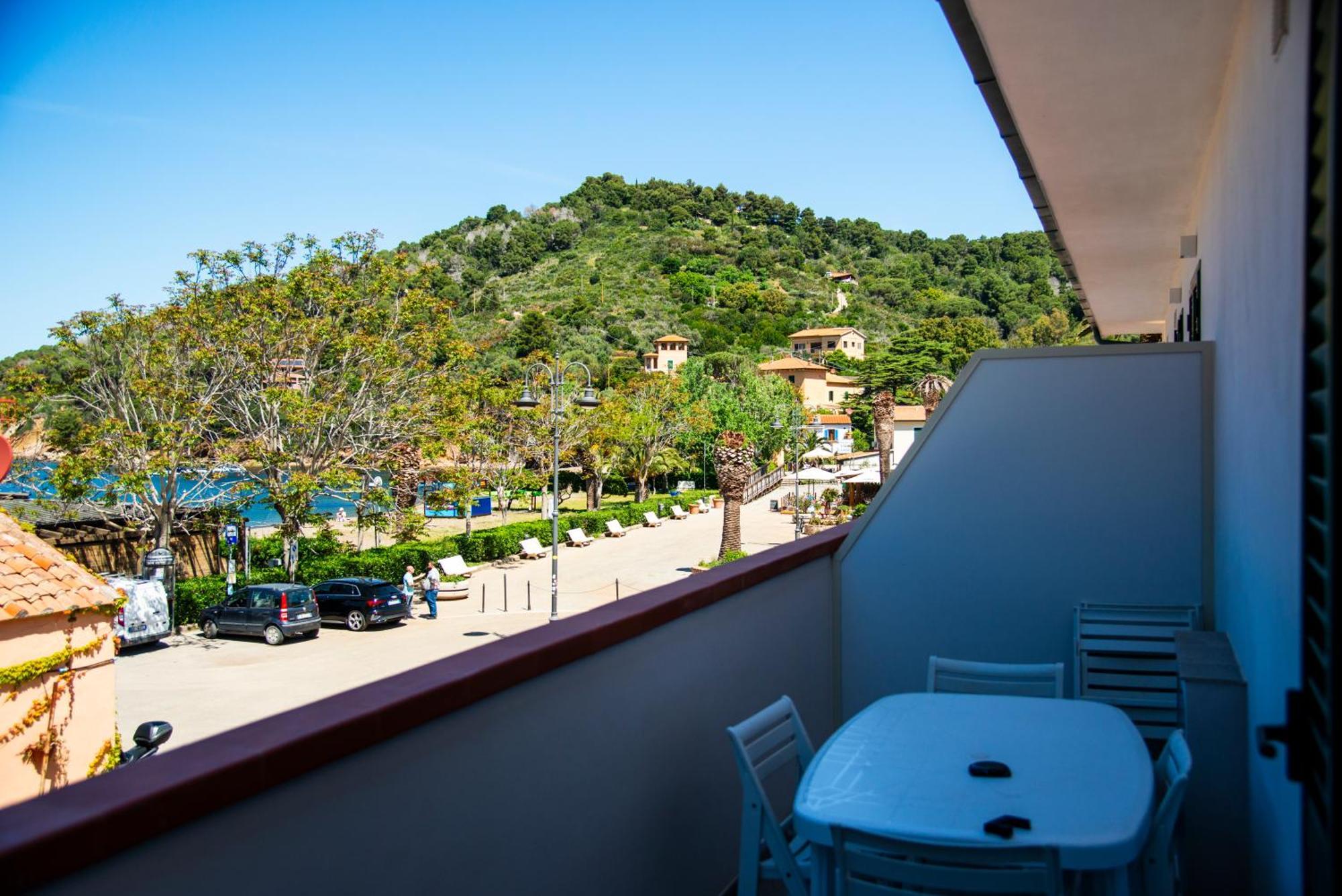 Residence Hotel Villa Mare Портоферрайо Екстер'єр фото